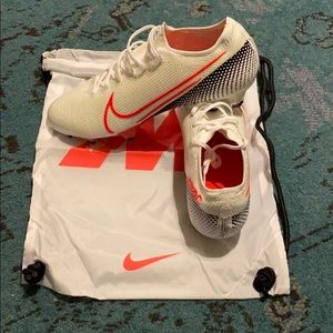 STILL AVAILABLE - Nike Vapor 13 Elite FG